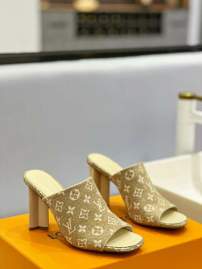 Picture of Louis Vuitton Shoes _SKULVsz34-428cmmnf032613547